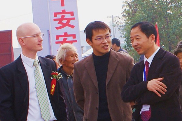 德国伯利休斯公司海建集团基地举行奠基典礼(图片新闻）