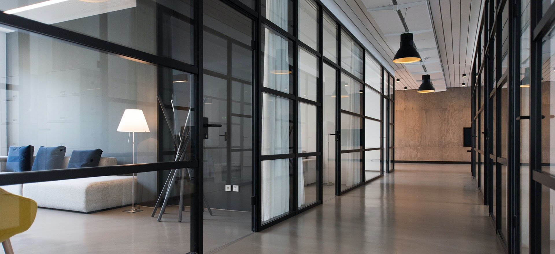 上海言佳——策划 ● 平面 ● 影视 ● 模特